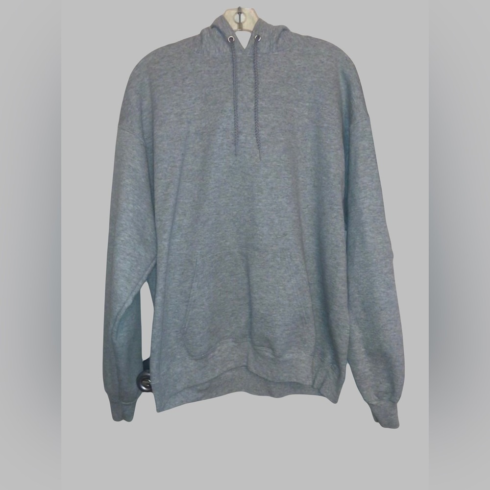Light Gray Pullover Hoodie•size Large